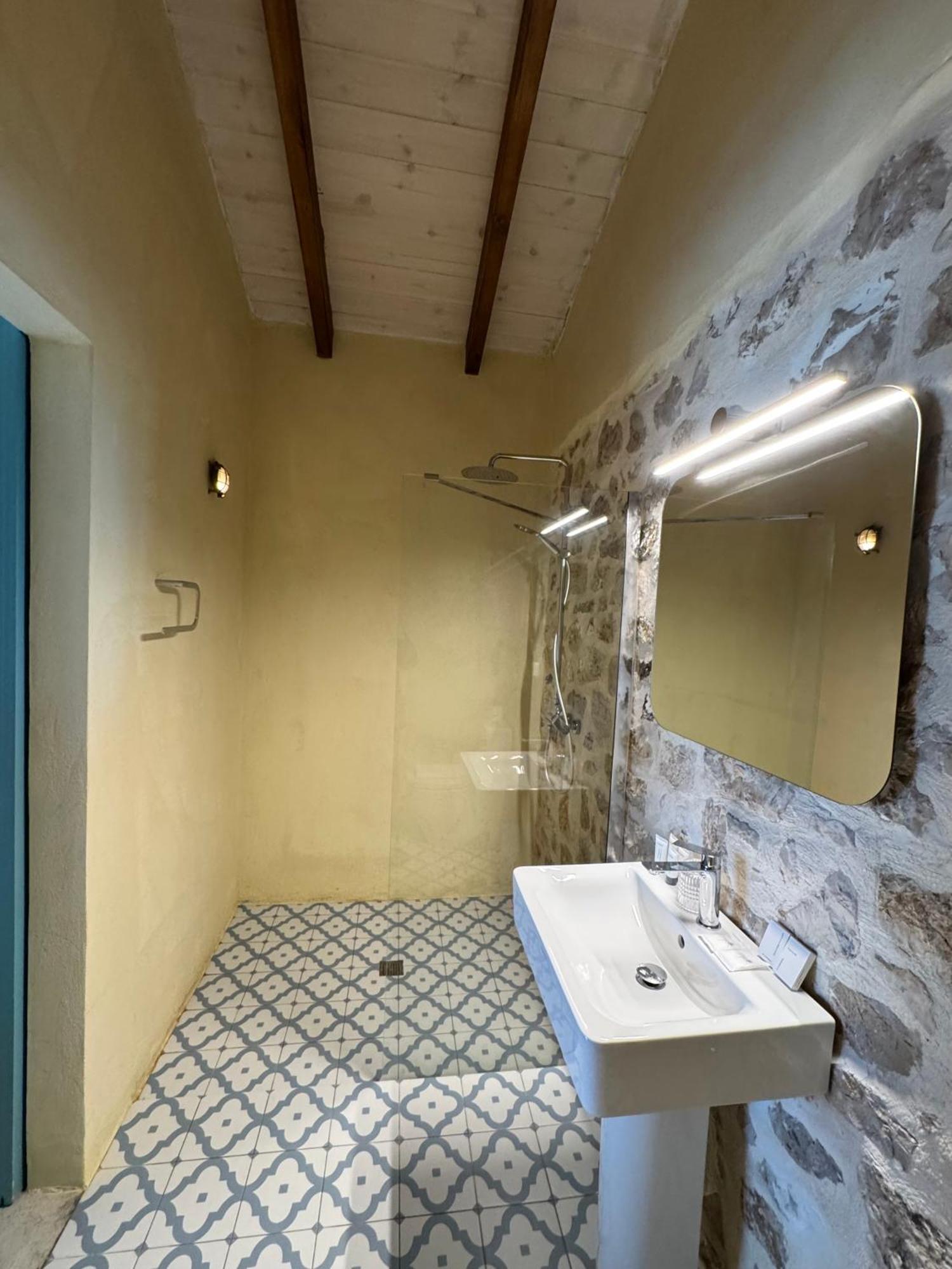 Kalesma Himare Apartment Ngoại thất bức ảnh
